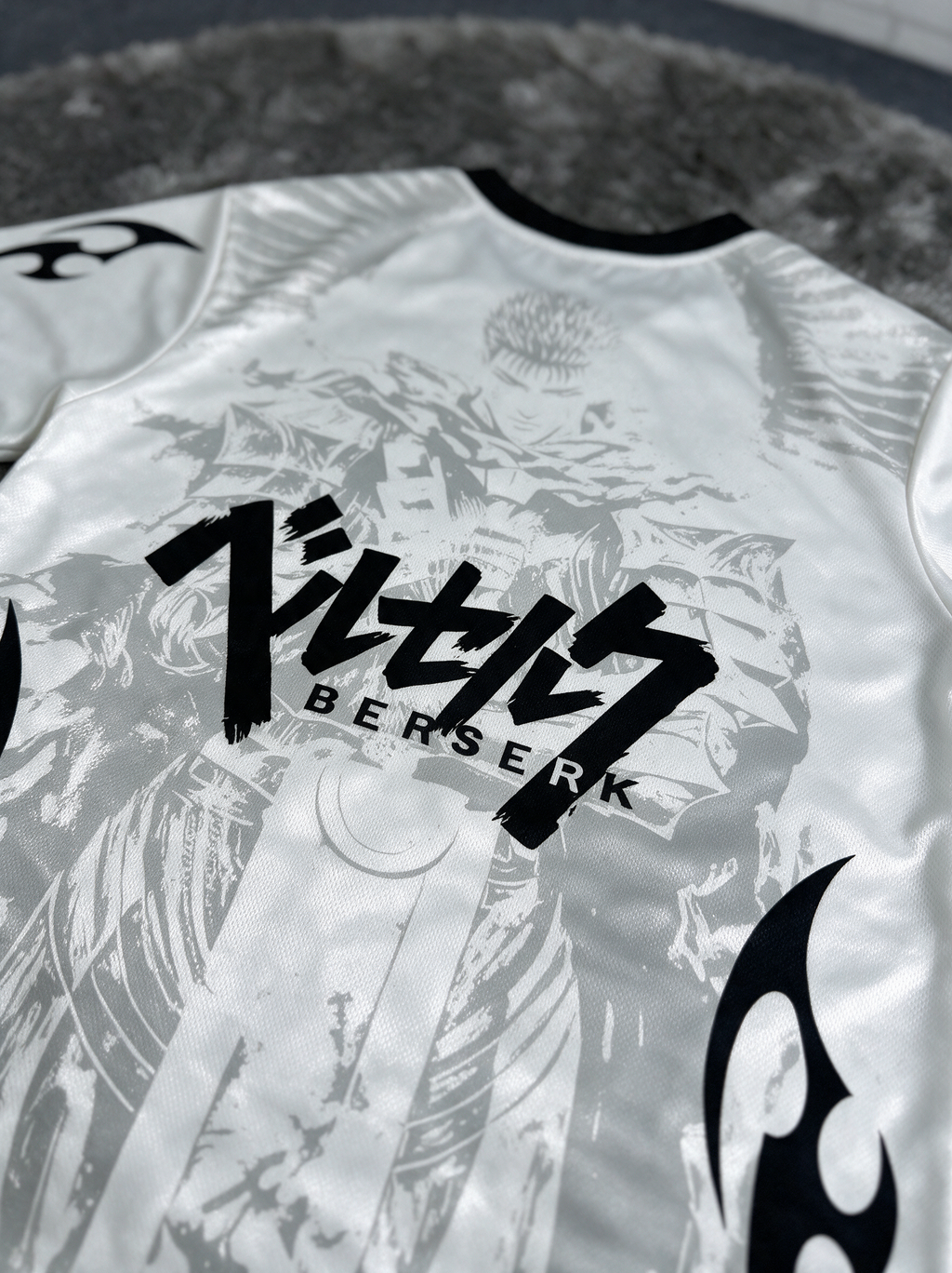 BERSERK OVERSIZED JERSEY