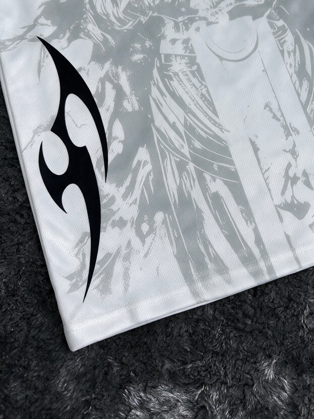 BERSERK OVERSIZED JERSEY