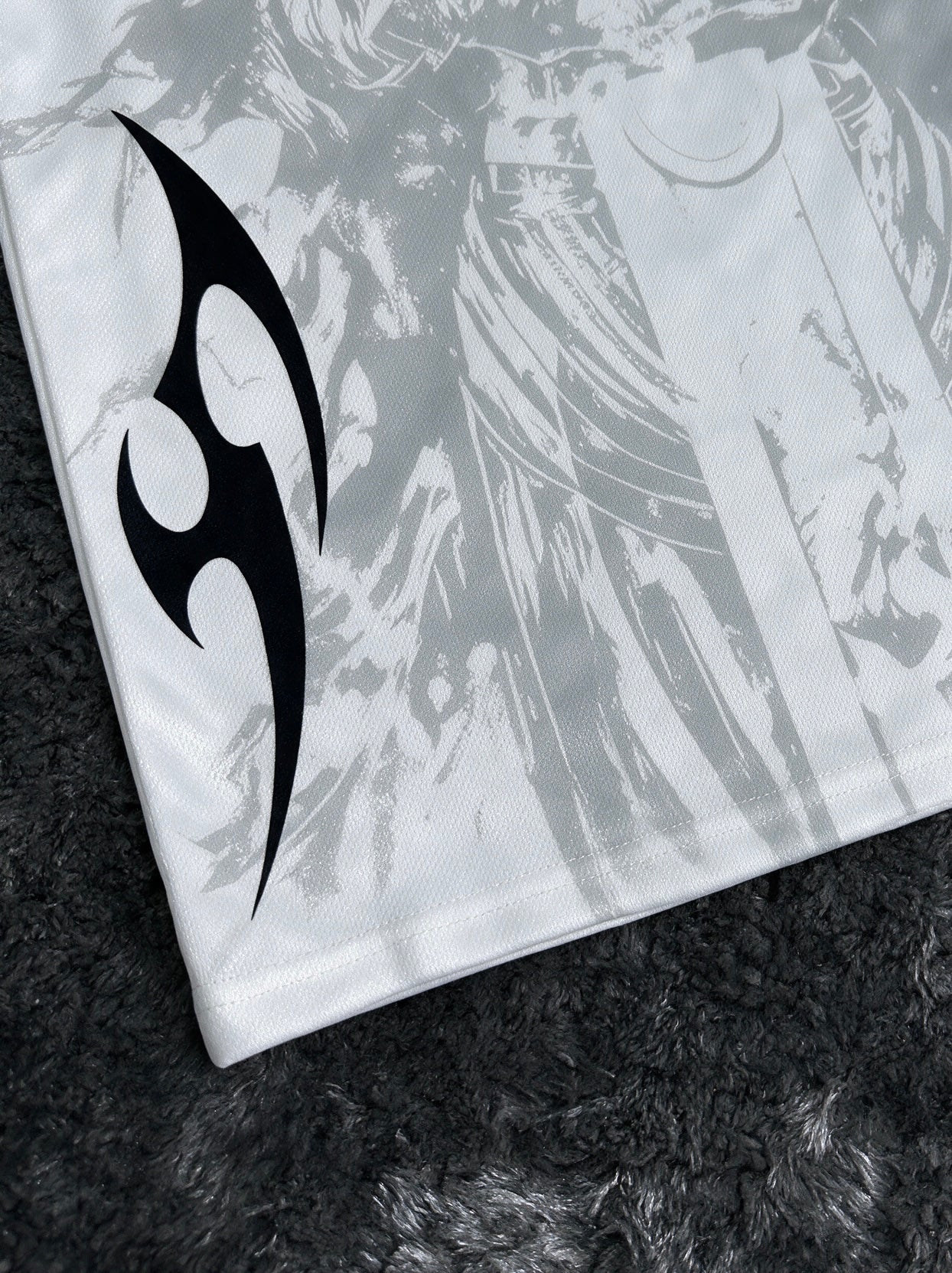 BERSERK OVERSIZED JERSEY