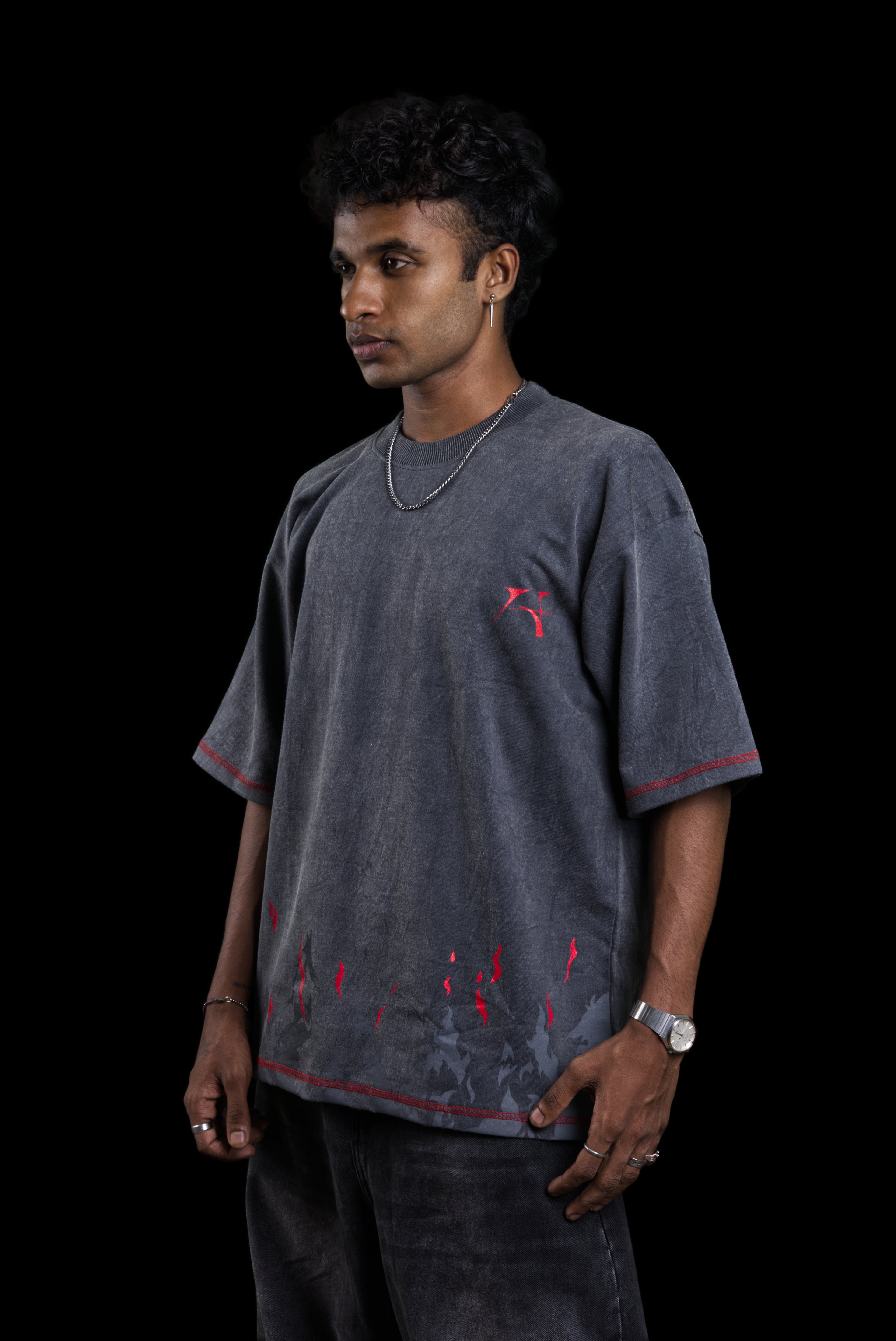 MIGHT GUY RED BEAST OVERSIZED T-SHIRT
