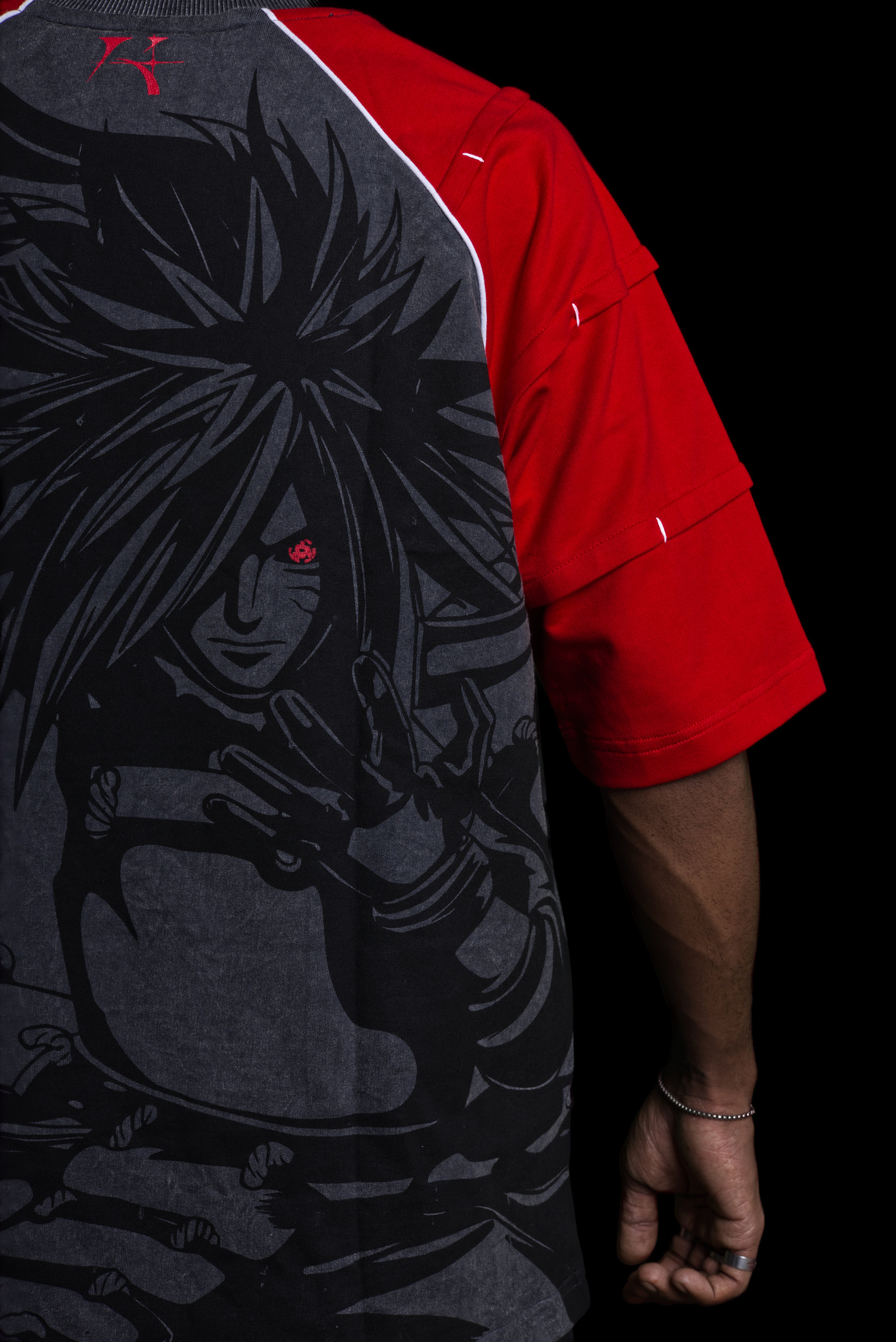 MADARA OVERSIZED T-SHIRT
